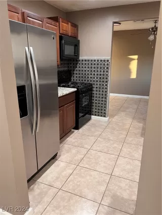 Photo #2: 2604831 Listing 