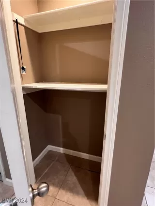 Photo #4: 2604831 Listing 