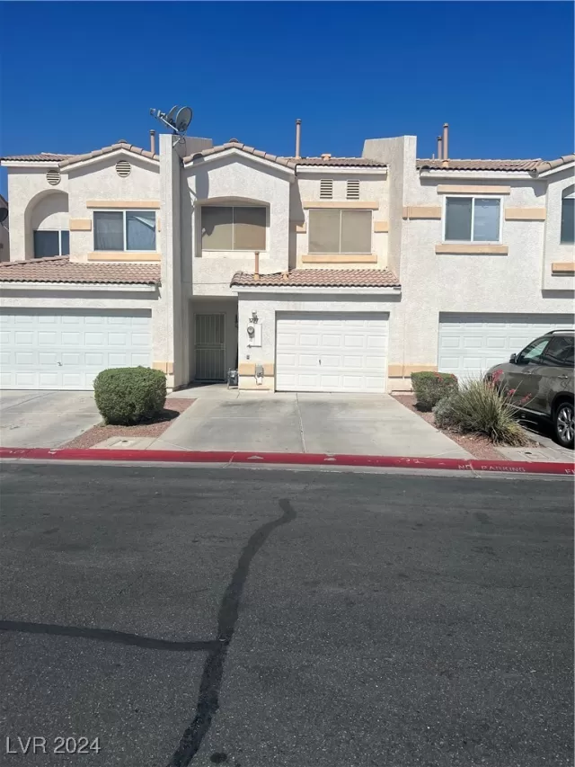MLS: 2604865 Condo For Sale