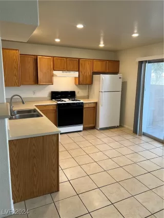Photo #1: 2604865 Listing