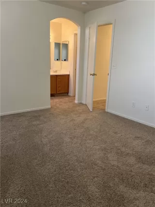 Photo #5: 2604865 Listing