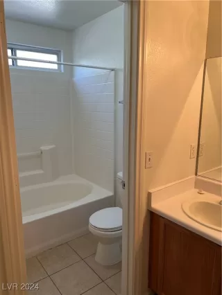 Photo #6: 2604865 Listing