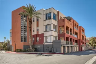 Photo #1: 2604871 Listing 