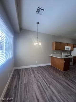 Photo #4: 2604877 Listing 