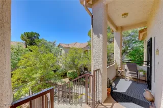 Photo #6: 2604895 Listing