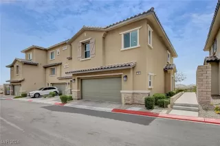 Photo #4: 2604907 Listing 