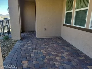 Photo #1: 2604912 Listing 
