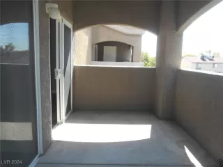 Photo #6: 2604924 Listing 