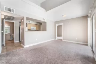 Photo #3: 2604930 Listing 