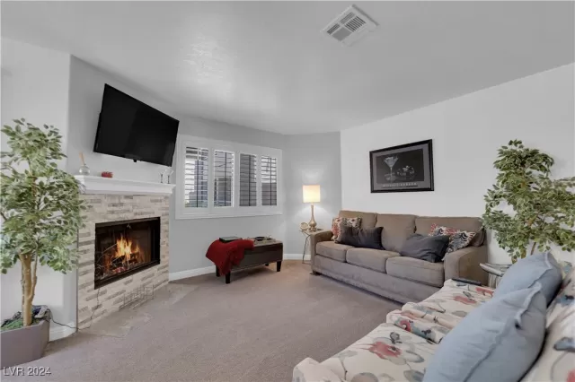 MLS: 2604932 Condo For Sale