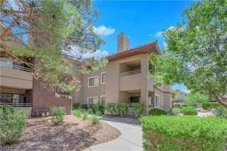 Photo #1: 2604932 Listing