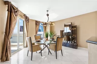 Photo #5: 2604938 Listing 