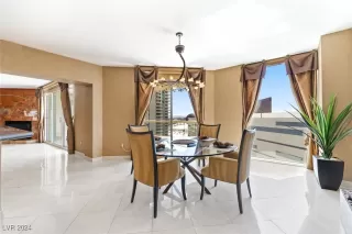 Photo #6: 2604938 Listing 