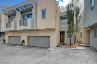 Photo #1: 2604955 Listing 