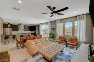 Photo #2: 2604955 Listing 