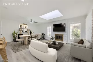 Photo #4: 2604956 Listing 