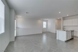 Photo #4: 2604965 Listing 