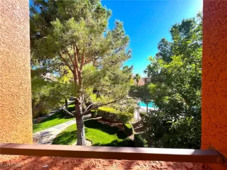 Photo #5: 2604988 Listing 