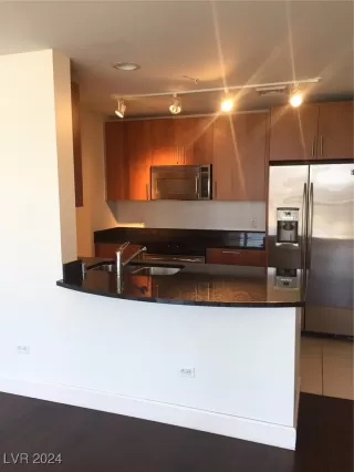 Photo #2: 2605014 Listing 