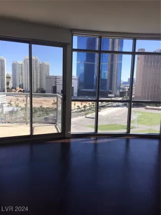 Photo #4: 2605014 Listing 