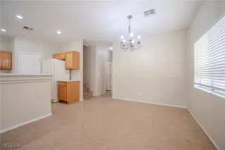 Photo #4: 2605017 Listing 