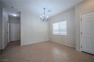 Photo #5: 2605017 Listing 