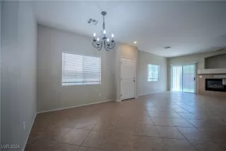 Photo #6: 2605017 Listing 