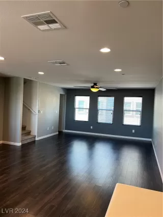 Photo #5: 2605050 Listing 