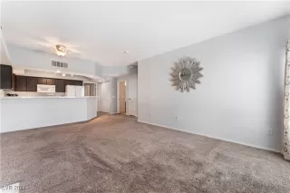 Photo #5: 2605082 Listing 