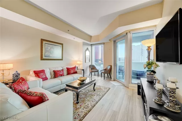 MLS: 2605085 Condo For Sale