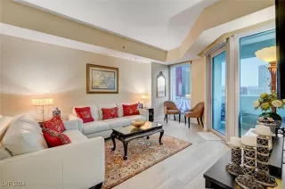 Photo #1: 2605085 Listing