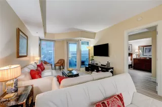 Photo #3: 2605085 Listing