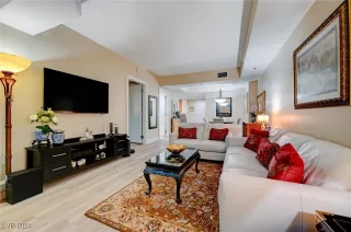 Photo #6: 2605085 Listing