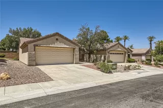 Photo #1: 2605088 Listing