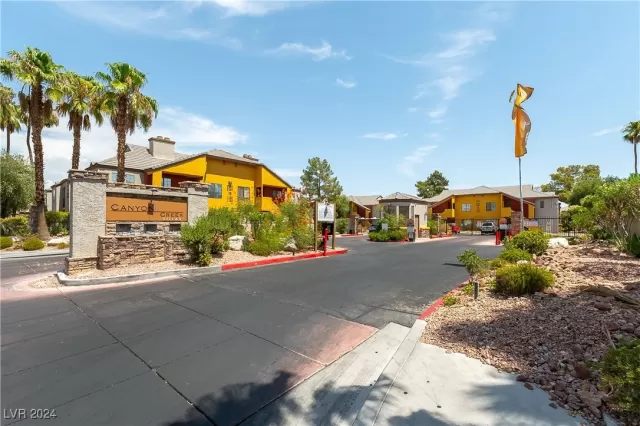 MLS: 2605091 Condo For Sale