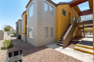 Photo #1: 2605091 Listing