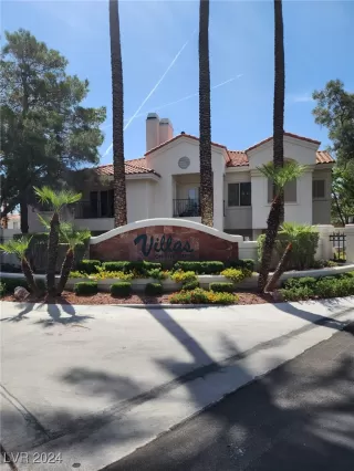 Photo #2: 2605098 Listing 