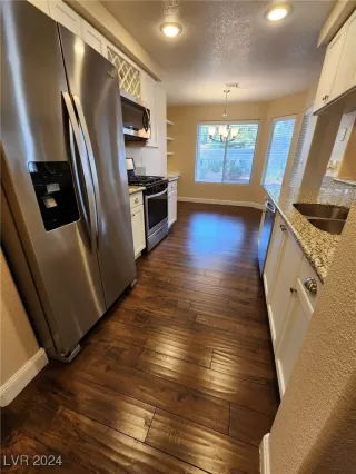 Photo #5: 2605098 Listing 