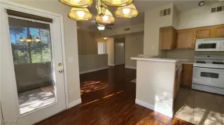 Photo #6: 2605100 Listing 