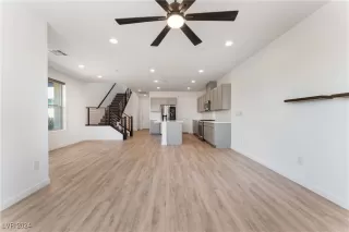 Photo #3: 2605110 Listing