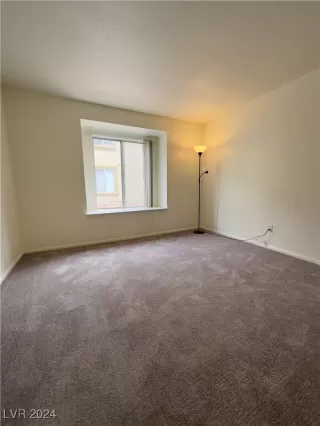 Photo #3: 2605130 Listing 