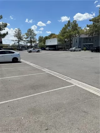 Photo #4: 2605146 Listing