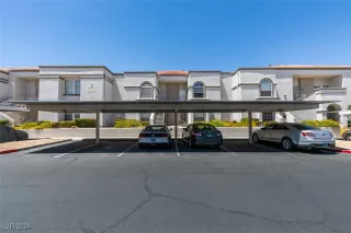 Photo #3: 2605153 Listing