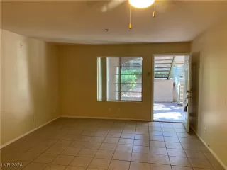 Photo #2: 2605158 Listing 