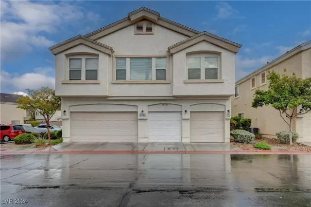 MLS: 2605178 Condo For Sale