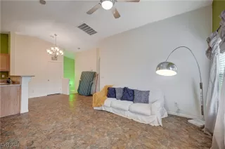 Photo #5: 2605178 Listing 