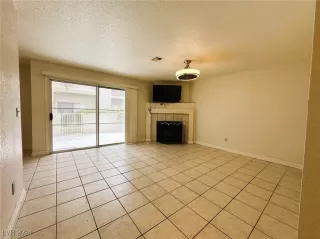 Photo #2: 2605213 Listing 
