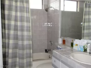 Photo #5: 2605215 Listing 