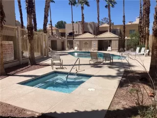 Photo #1: 2605227 Listing 