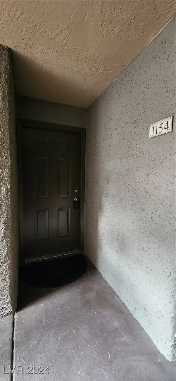 MLS: 2605304 Condo For Sale